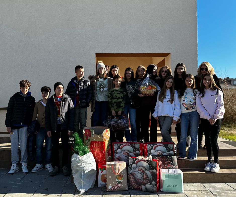 Christmas Magic in Action: How 7th Grade Students Made a Child’s Dream Come True