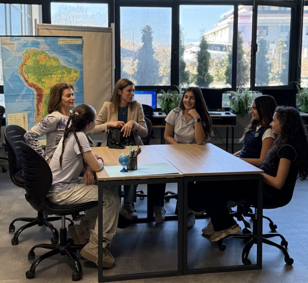 Math Codes and Round-the-World Routes: Mother’s Week at Britanica Park School